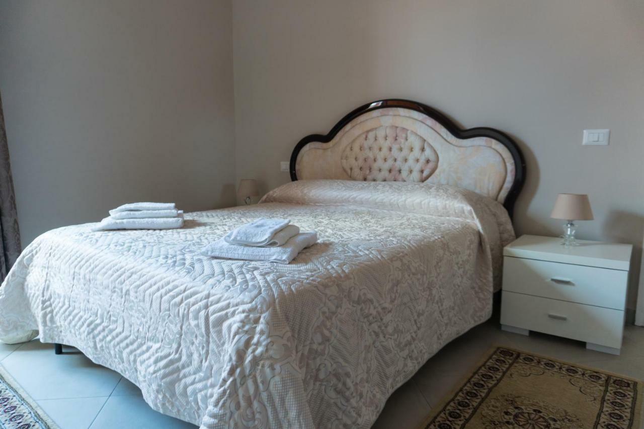 Bed and Breakfast Da Nonna Maria Boscotrecase Екстер'єр фото