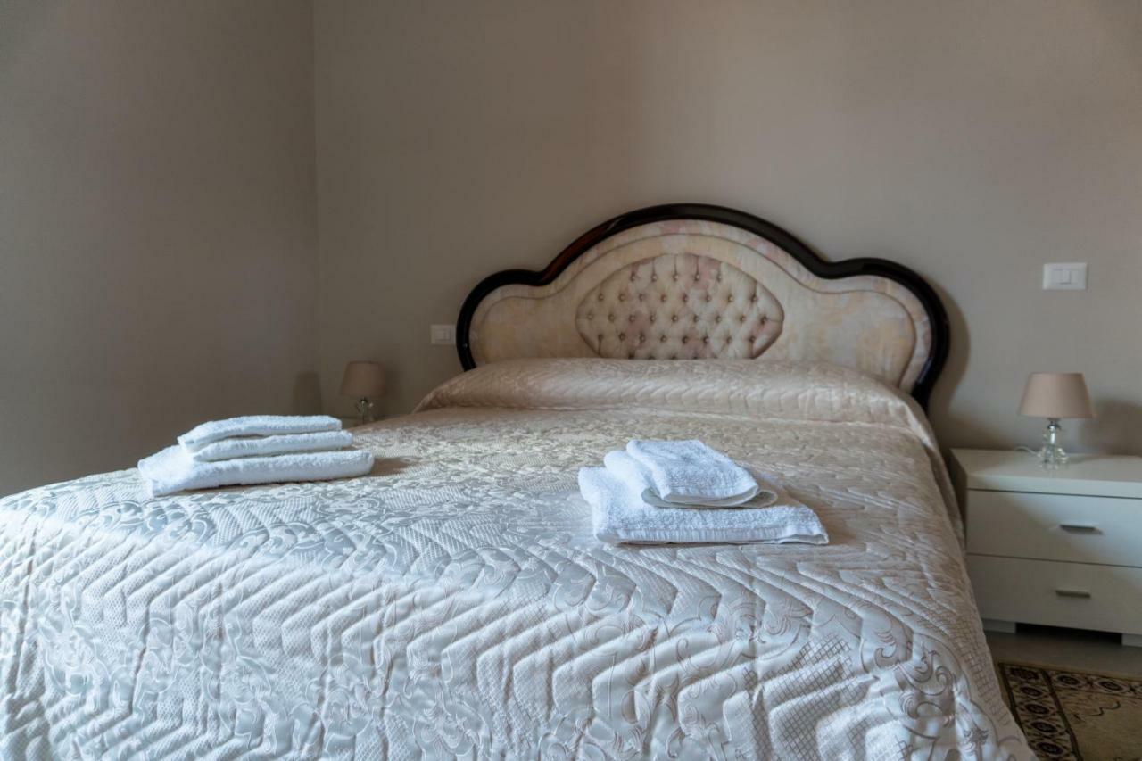 Bed and Breakfast Da Nonna Maria Boscotrecase Екстер'єр фото