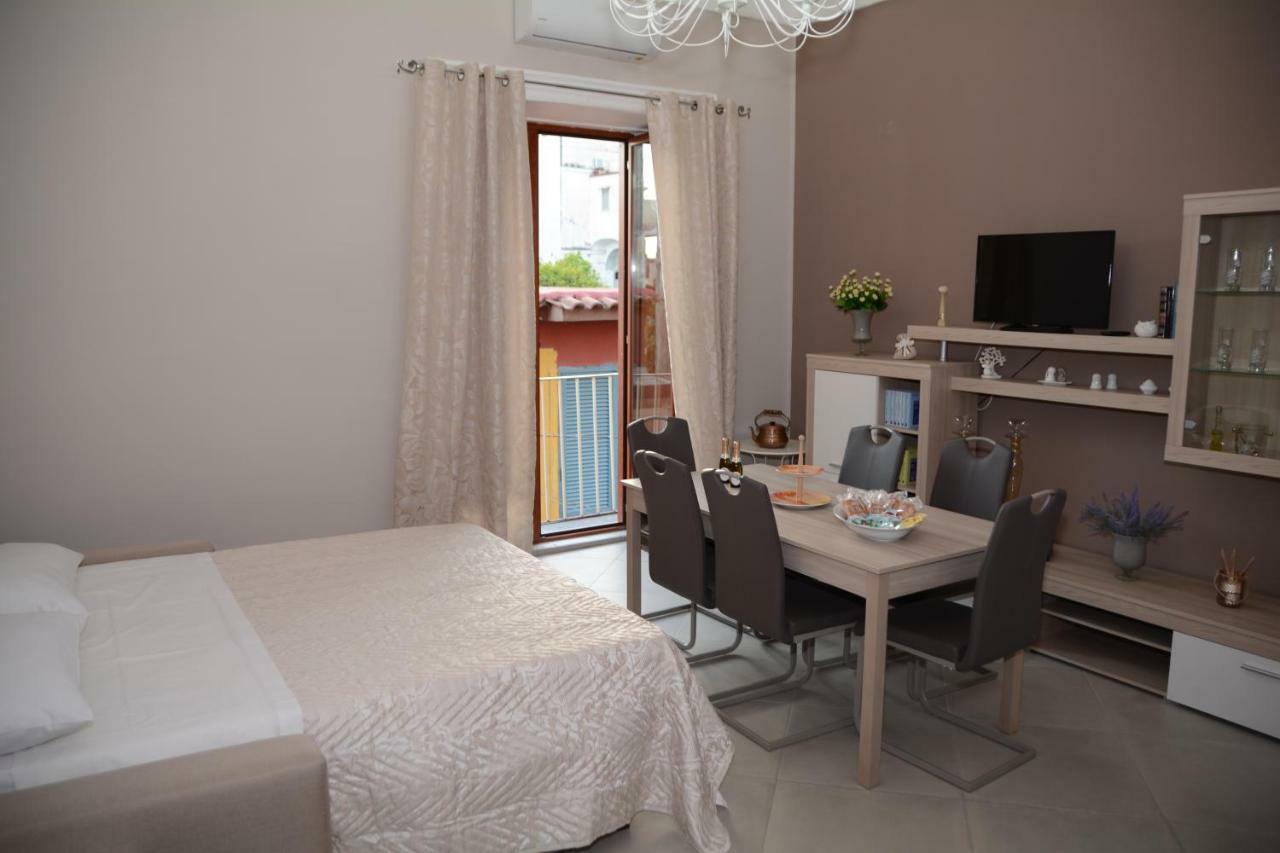 Bed and Breakfast Da Nonna Maria Boscotrecase Екстер'єр фото